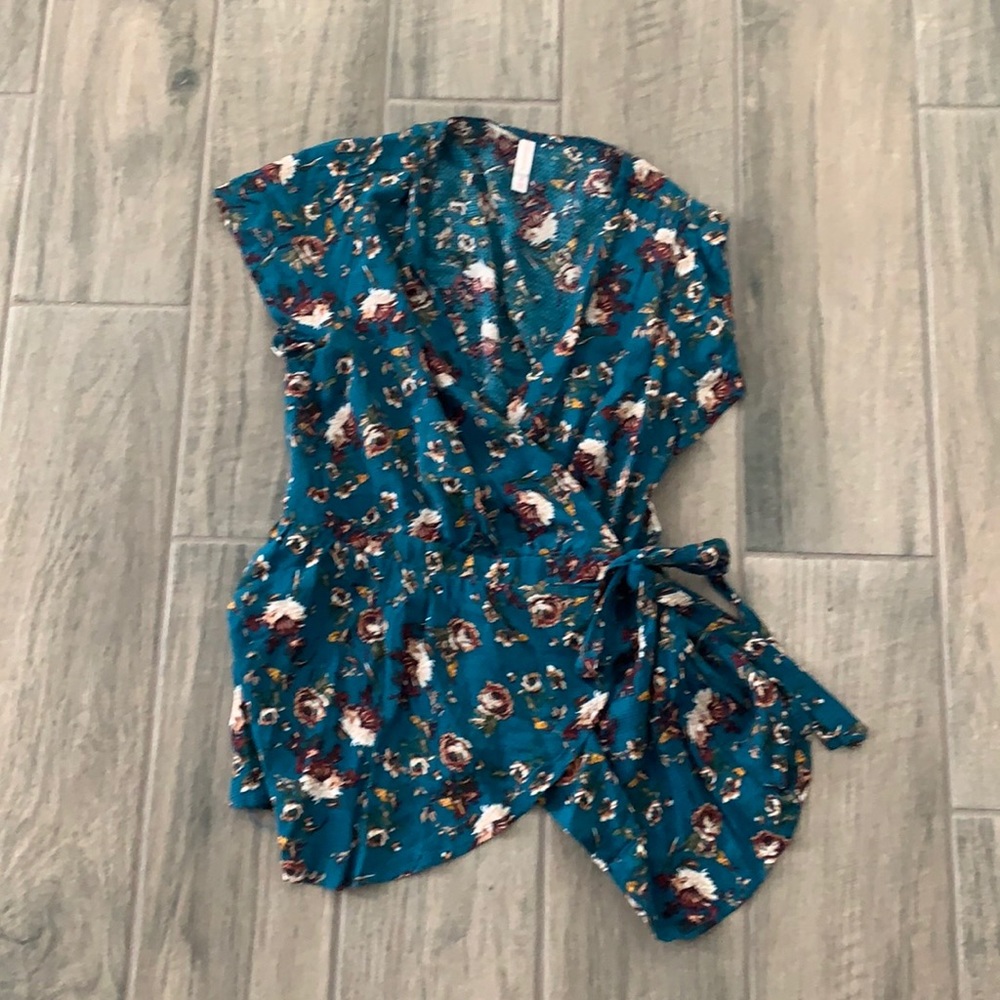 Xhilaration wrap shirt